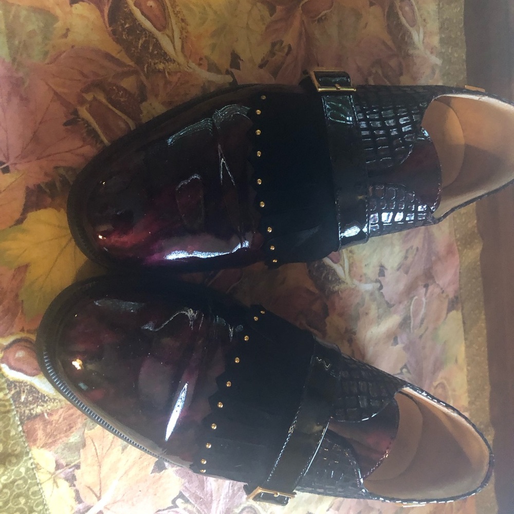 One of a kind flats. Bought these in Portugal. They are a size 8 US